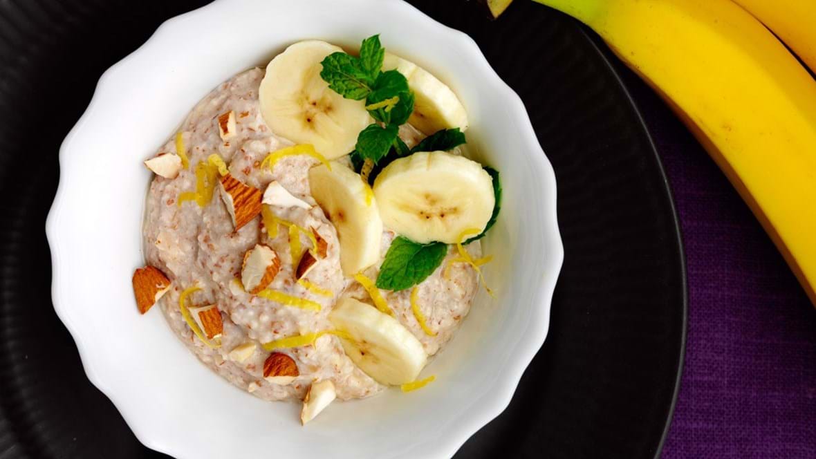 Godmorgen-lækkerier – Bananyoghurt - og mandelmousse 
