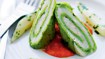 Kørvelpandekager med fiskefars og rejer - thumbnail