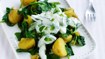 Kartoffel-spinatcurry med agurkeraita - thumbnail