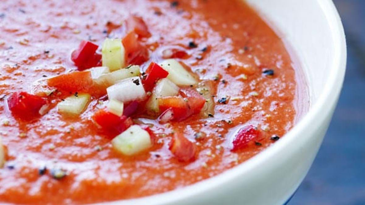 Kold tomatsuppe gazpacho