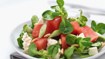 Babyleavessalat med vandmelon, feta og pinjekerner - thumbnail