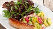 Krydret pølse med kartoffel-radise salat - thumbnail