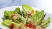 Romaine salat med rejer, asparges og tomater - thumbnail