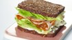 Rugbrødssandwich med kalkun og mangochutney - thumbnail
