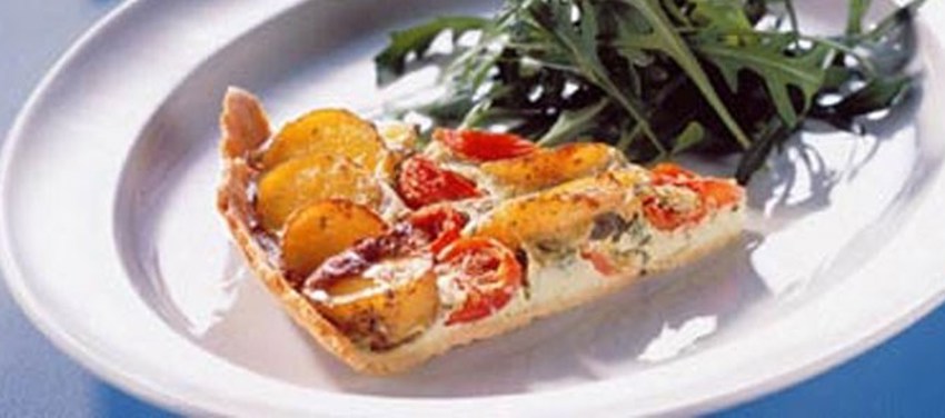 Tærte med nye kartofler og frisk gedeost