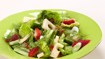 Salat med jordbær, emmentaler og dild - thumbnail