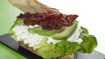 Sandwich med hytteost, avocado og bacon - thumbnail