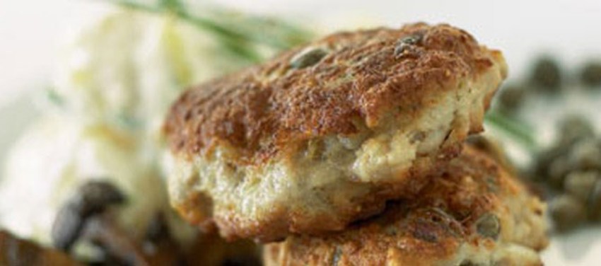 Kalkunfrikadeller med sennep og kapers