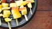 Frugtspyd - dessert på grillen - thumbnail