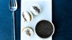 Macarons med lakrids og hvid chokoladecreme - thumbnail