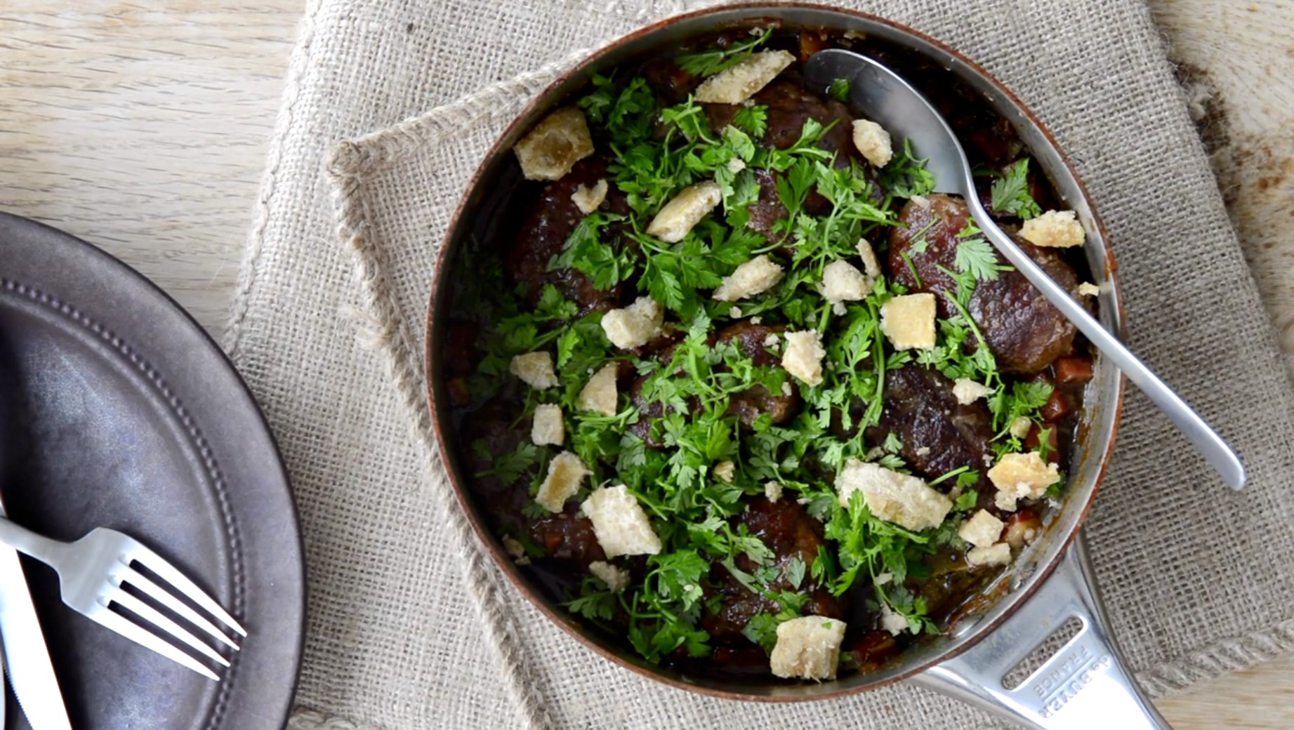 Svinekæber med bacon og æblecider
