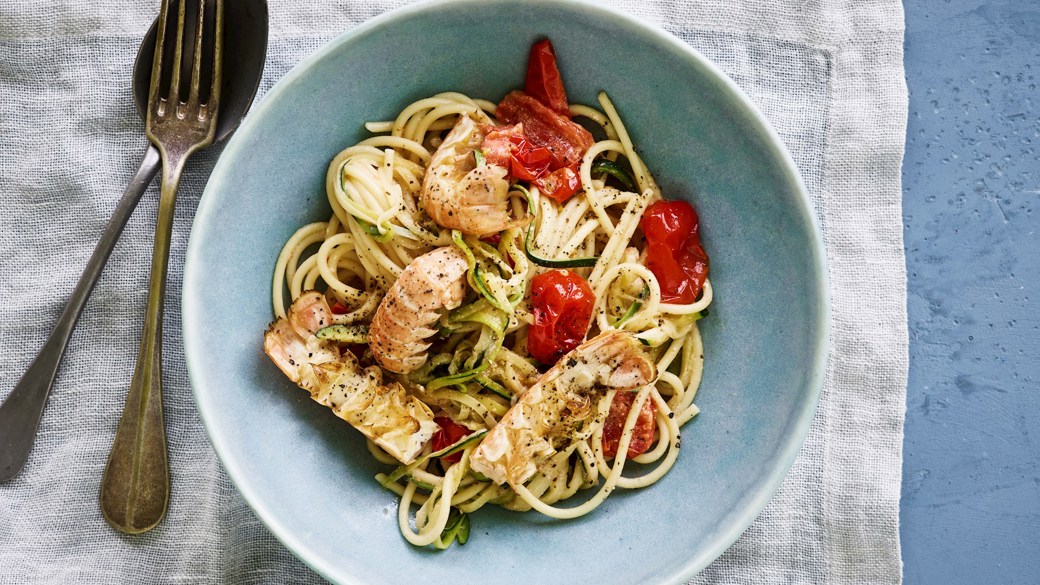 Spaghetti med hvidløgsristede jomfruhummerhaler