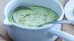 Broccolisuppe med chorizo, vindruer og mandler - thumbnail