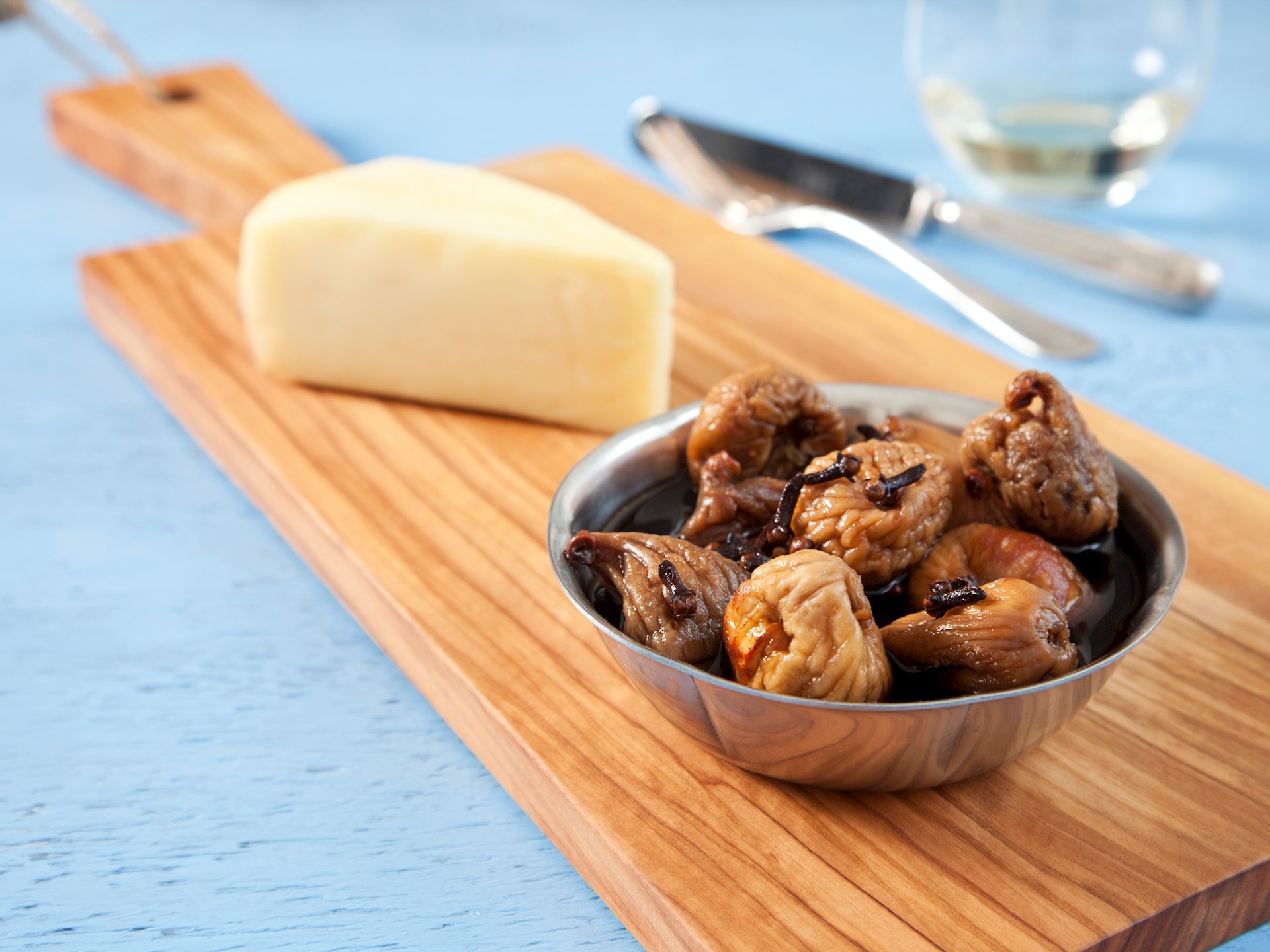 Figner i cognac med nellike