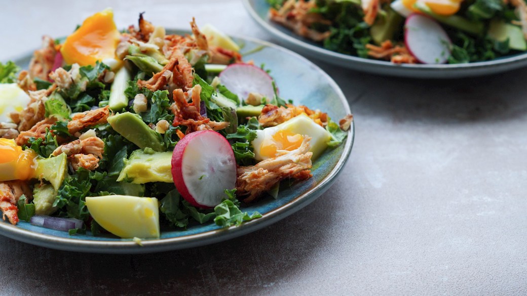 Salat med pulled chicken