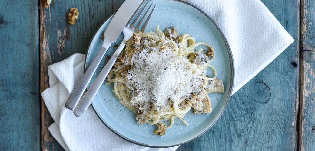 Linguini i cremet svampesauce